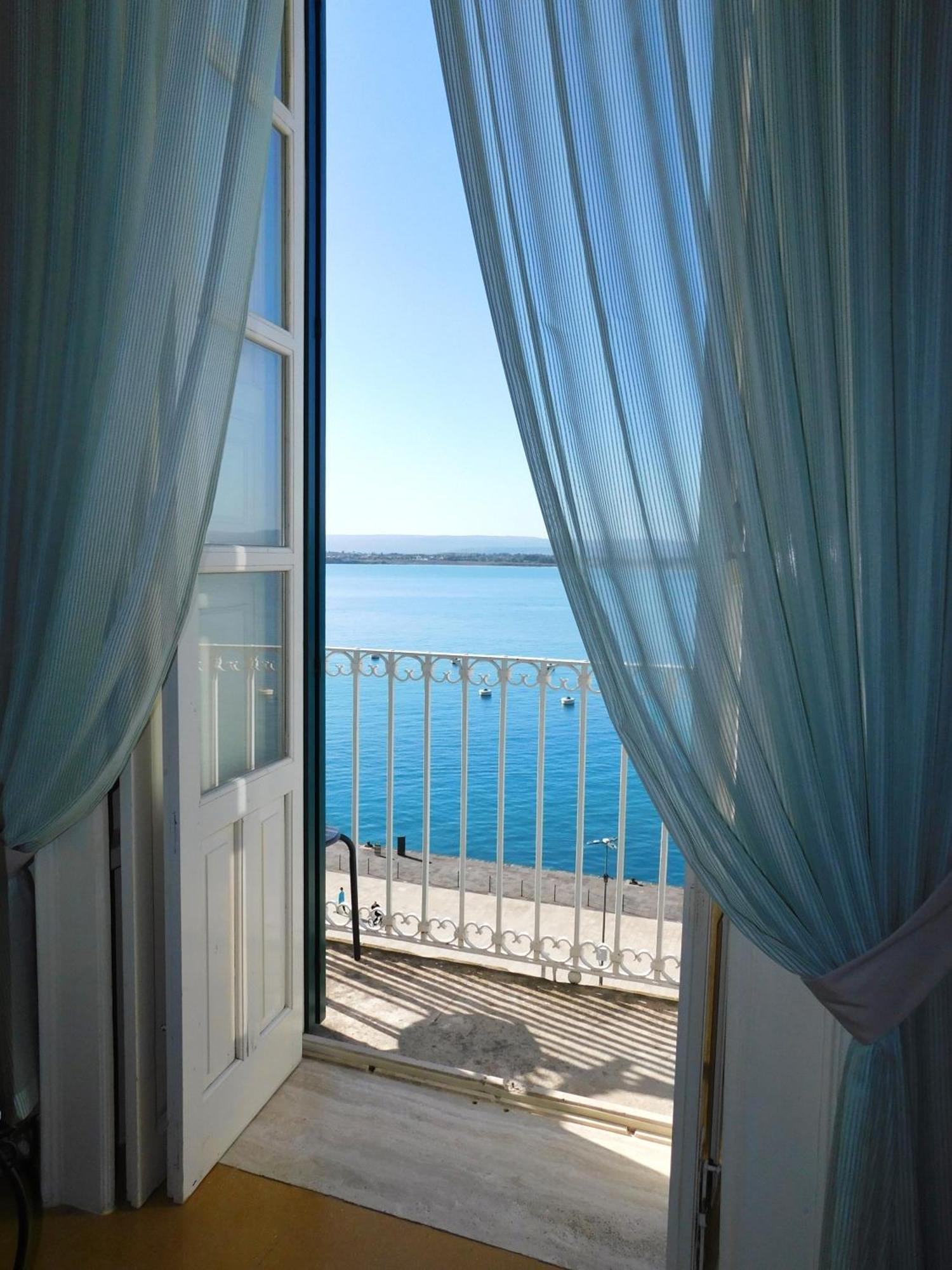 Camere A' Marina Сиракуза Екстериор снимка